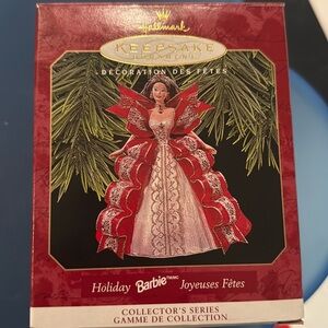 Holiday BARBIE collectors ornament 1997